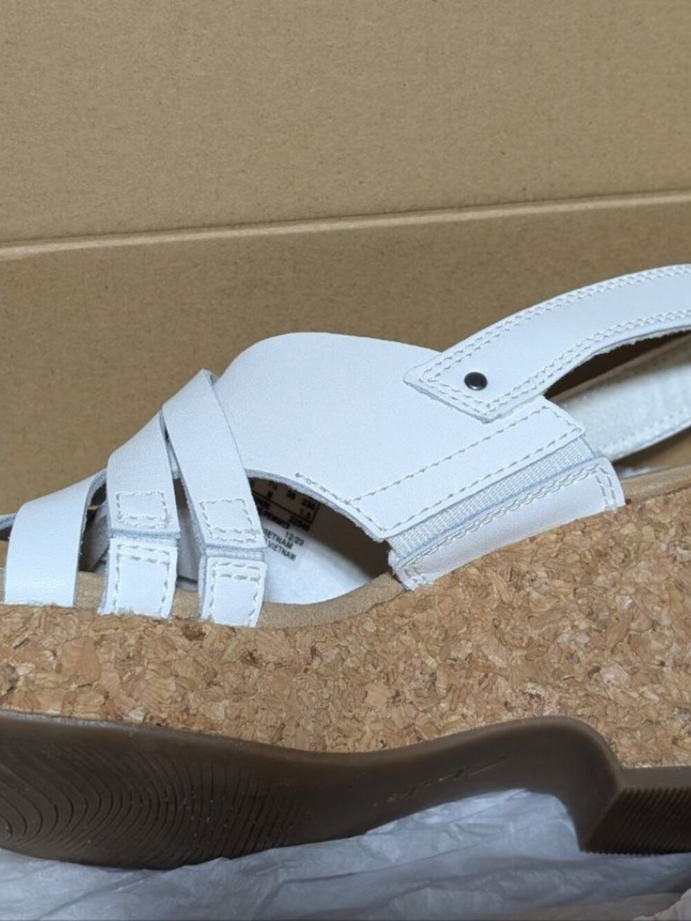 Clarks Giselle Ivy Wedge Sandal White US Size 7.5 - Picture 8 of 14